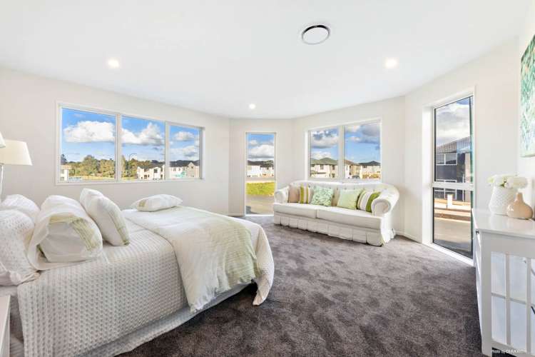 20 Horsefields Drive Flat Bush_12