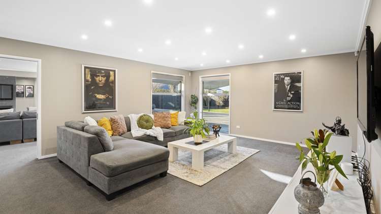 8 Christie Place Rolleston_13