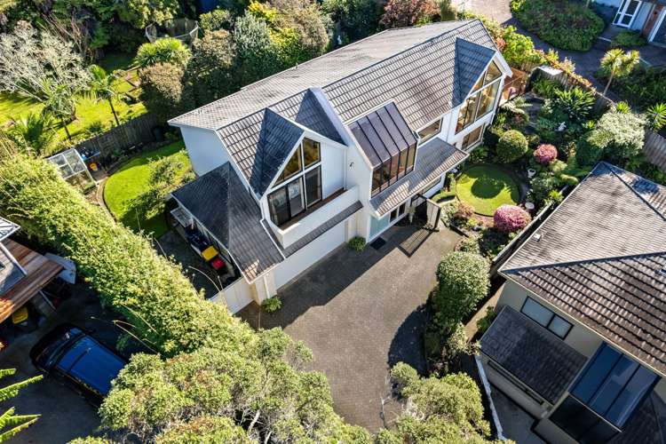 2/4 Oban Road Browns Bay_31