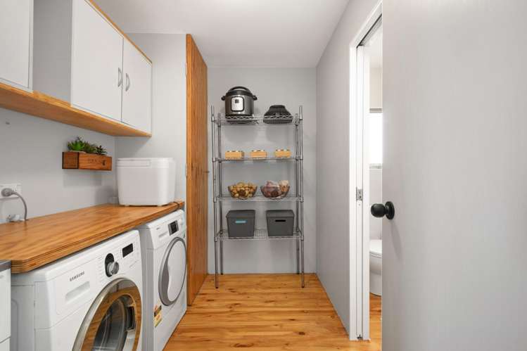 25A Bell Street Tawa_13