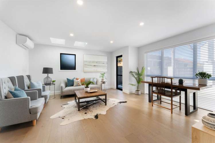 14b Beach Road Castor Bay_12