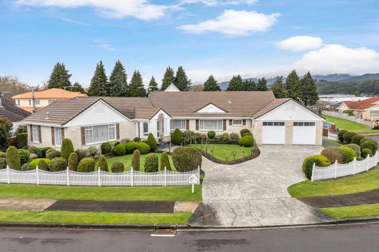 19 Comeskey Grove Elderslea_24