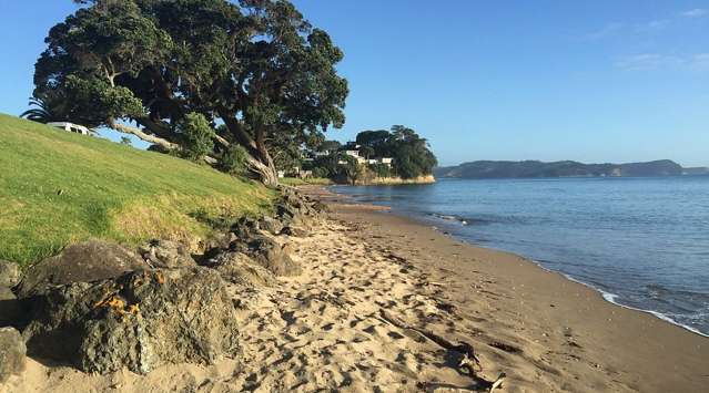 41 Surf View Crescent Red Beach_1