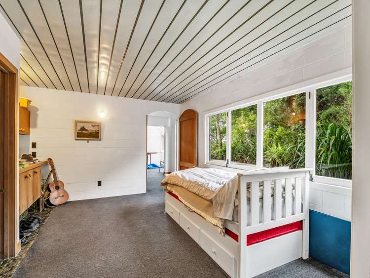 1/51 Quinns Road Waiatarua_27