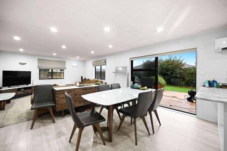 60 Bouverie Crescent 2743_9