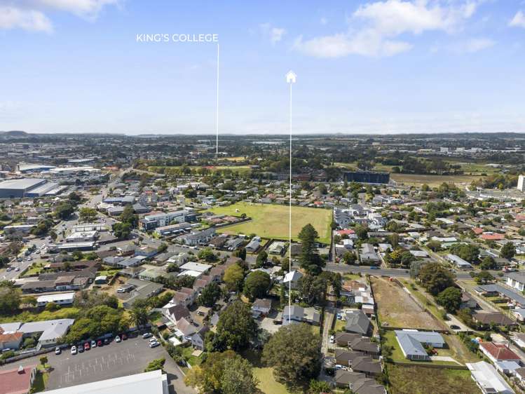 2/23G Gray Avenue Mangere East_23