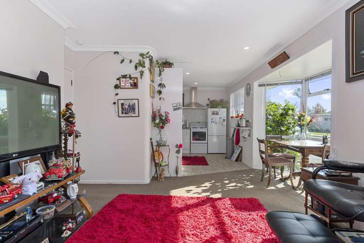 42 Waratah Street Matua_8