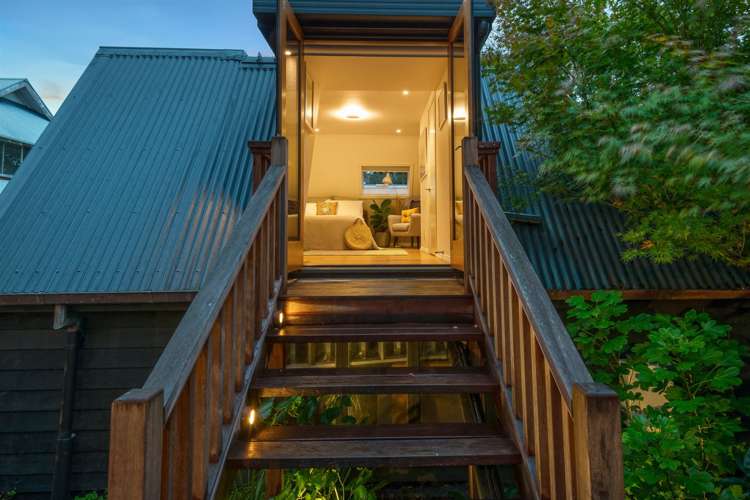 24a Russell Street Stanley Point_17