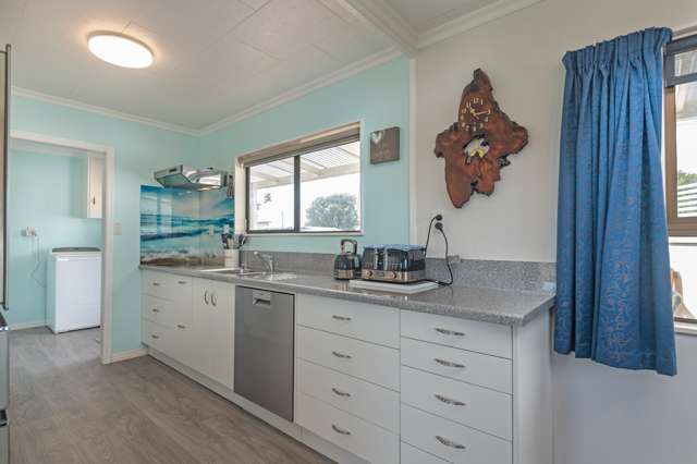 1 Kennedy Street Foxton Beach_2