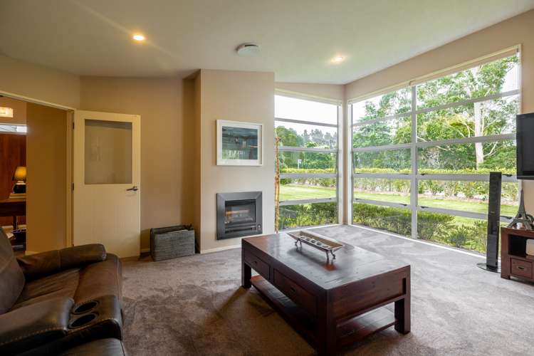 8 Titirangi Drive Fitzherbert_15