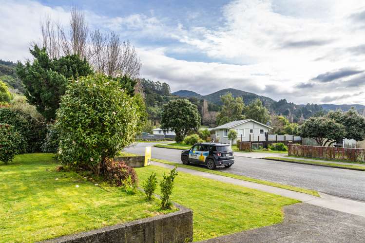7 Churchill Crescent Featherston_17