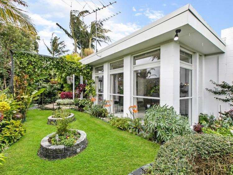 3 Oruamo Place Beach Haven_15