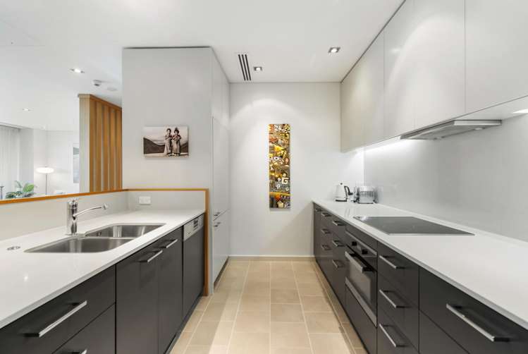 1806/26 Albert Street Auckland Central_13