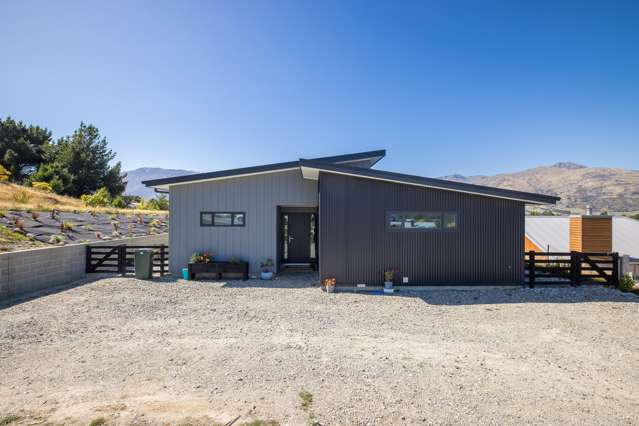 8 Sarges Way Lake Hawea_1