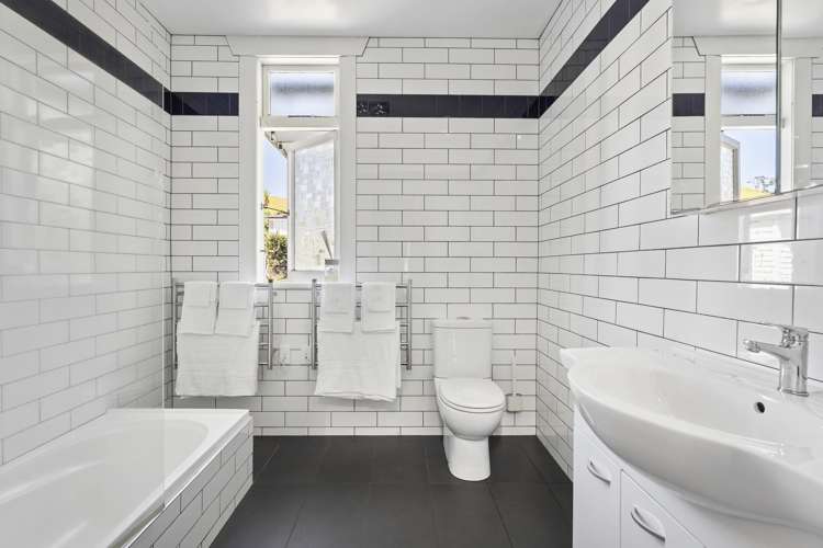 71 Mcintyre Road Mangere Bridge_21