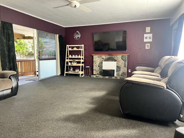 24 Guy Street Dannevirke_1