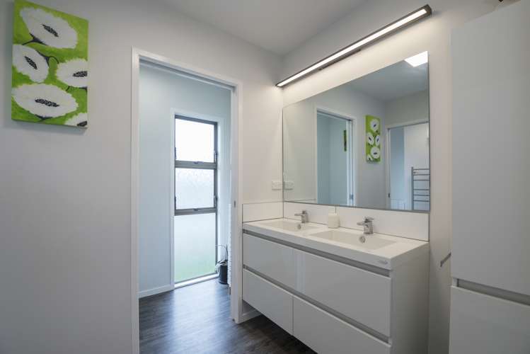 14a West Lynn Road Titirangi_15