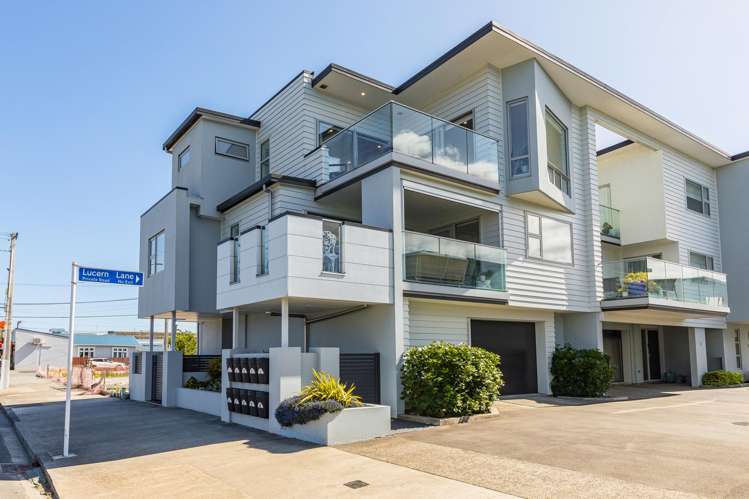 1 Lucern Lane Petone_24