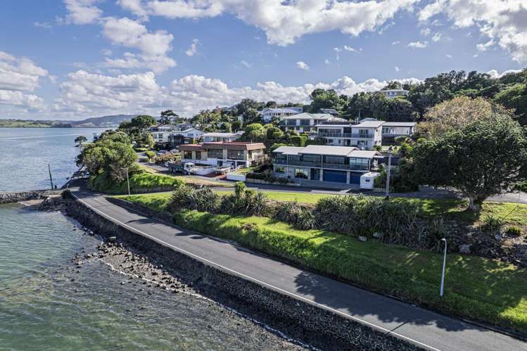 184 Beach Road Onerahi_26