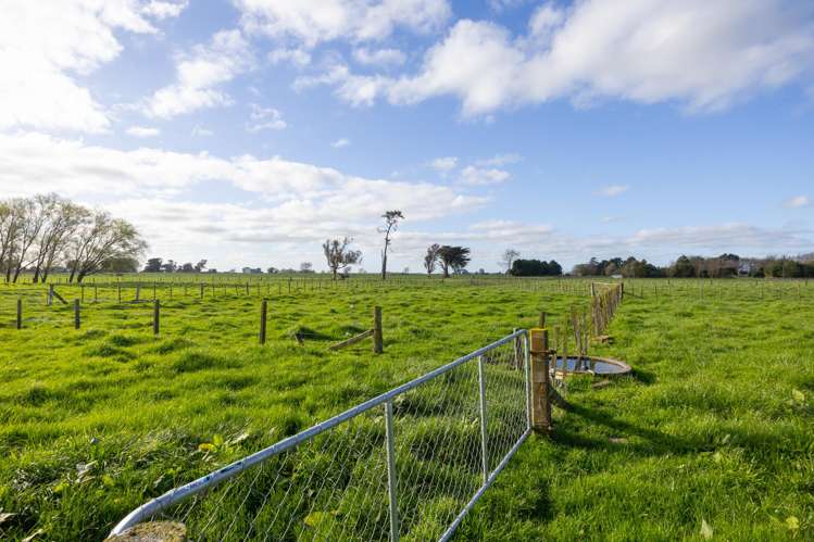 582 Milson Line Newbury_39
