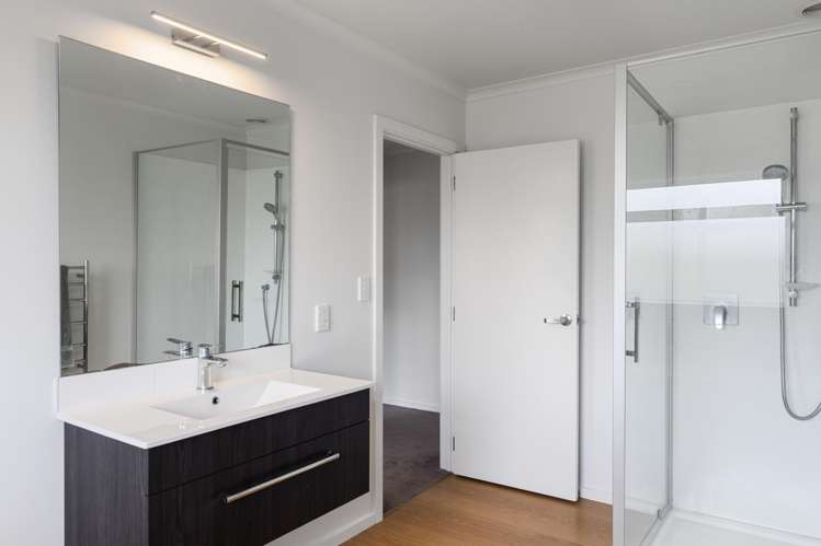 5 Fortis Place Lytton West_11