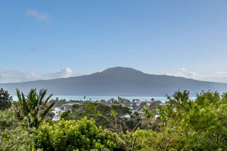 49 Glen Atkinson Street Saint Heliers_17