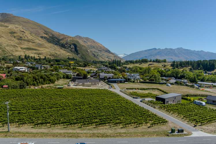 1 Divers Lane Wanaka_4