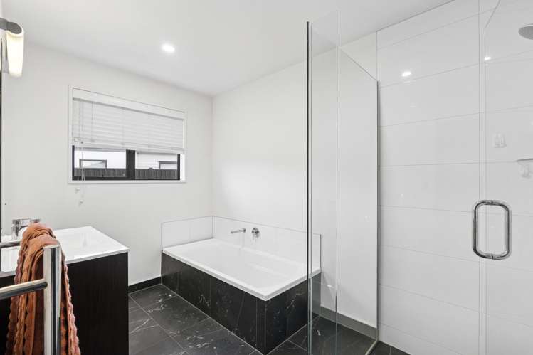 40 Marbleleaf Lane Albert Town_9