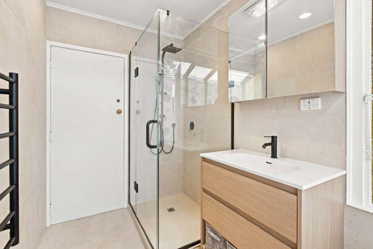 1/21 Woodglen Road Glen Eden_13