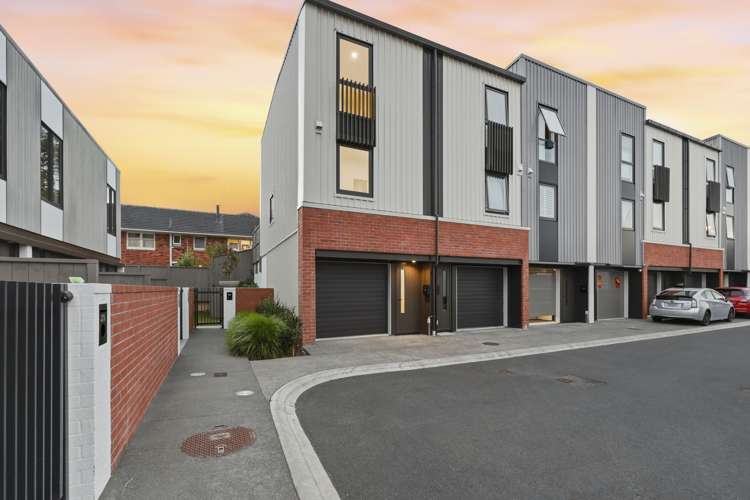 25/124 Taylors Road_0