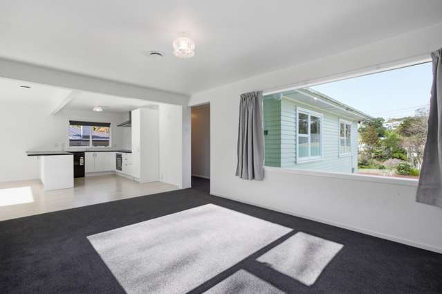 6 Hillside Crescent Westown_2