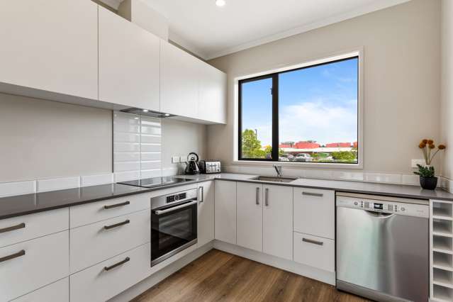 4/4 Onekiritea Drive Hobsonville_3