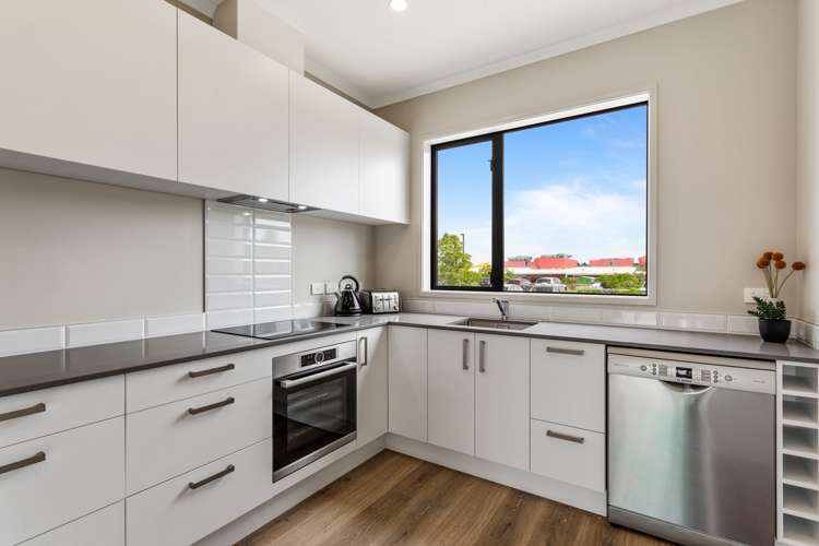 4/4 Onekiritea Drive Hobsonville_3