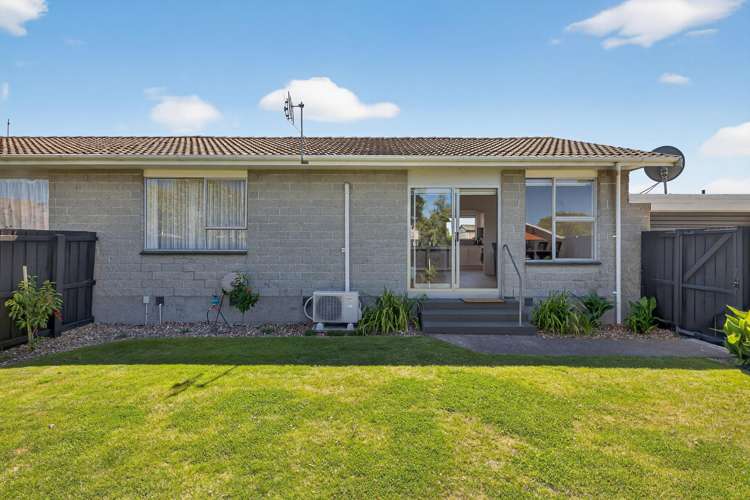 2/21 Cob Crescent Woolston_17
