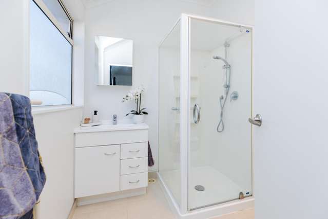 37B Abbotsford Street 3295_3