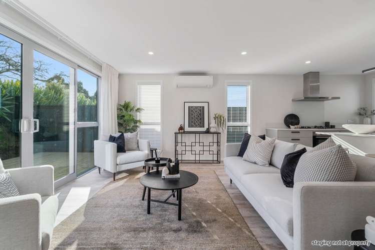 36 Metoriti Crescent_2