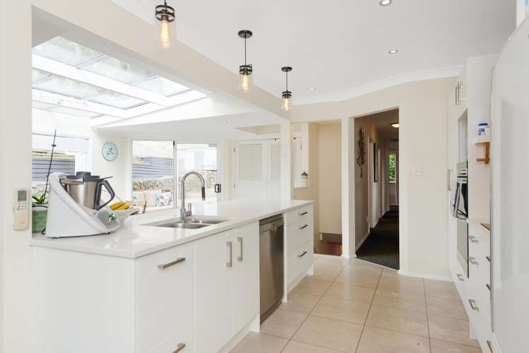 222 Helston Road Paparangi_10