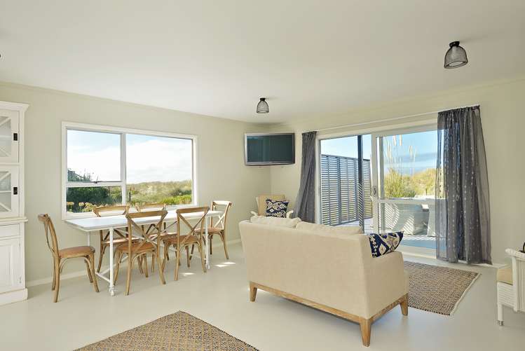 117 Blue Pacific Parade Riversdale Beach_9