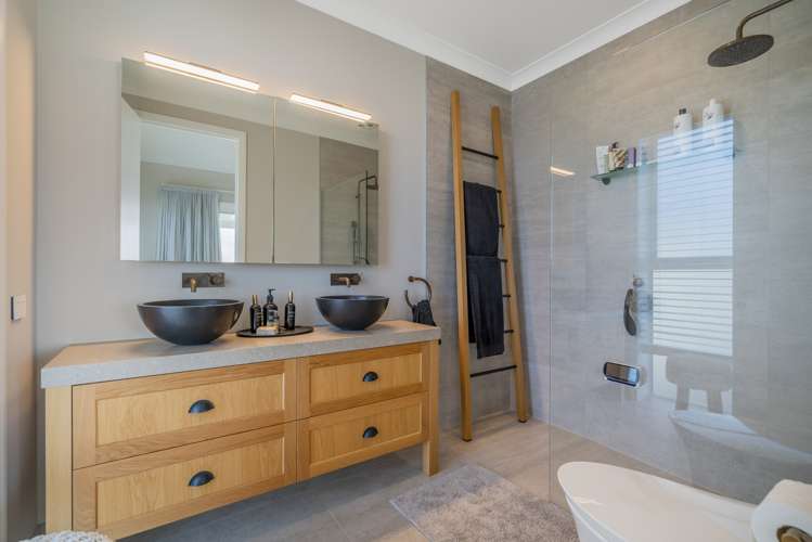 14 Bay View Terrace Tairua_11