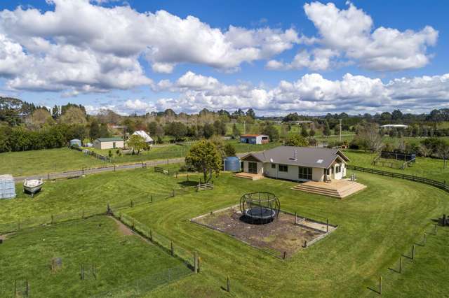 152 Belk Road South Kaimai_2