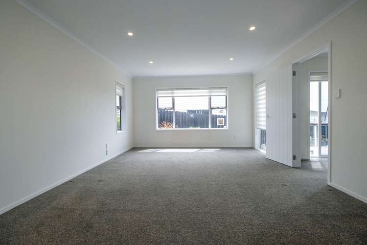 9 Pioneer Rise Silverdale_11