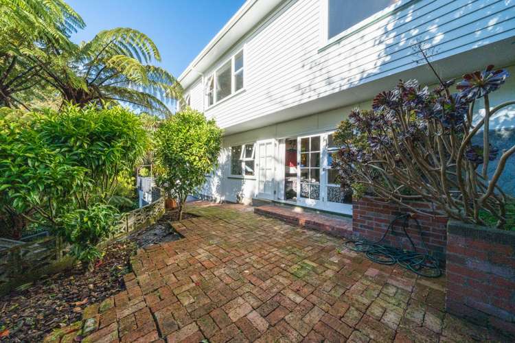 10 Court Road Tawa_25