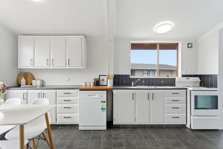 64 Hinau Street Castlecliff_13