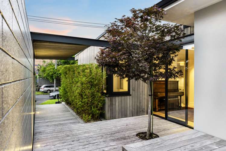 188 Arthur Street Onehunga_16