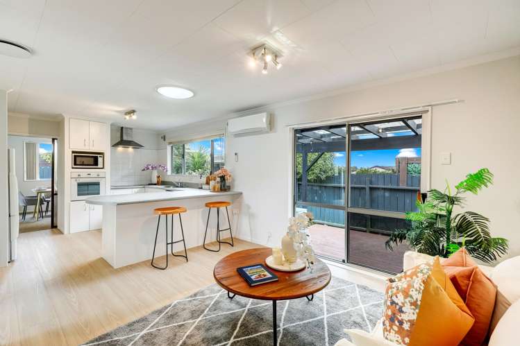 24 Oakmont Place Wattle Downs_13