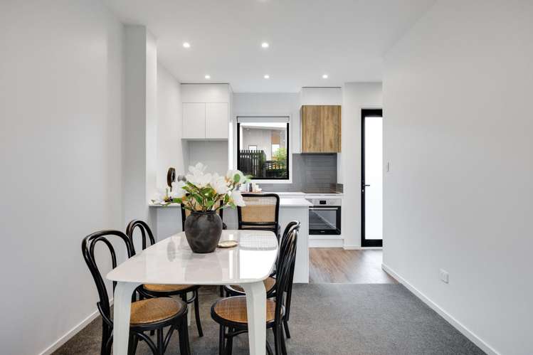 74 Glidepath Road Hobsonville_7