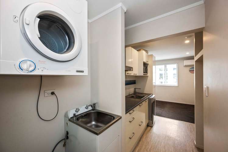 5, 7, 9 & 9A Neville Street Warkworth_10