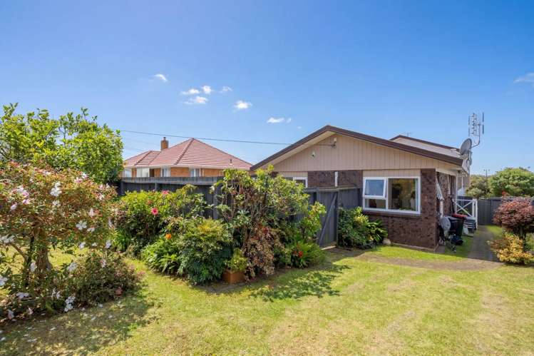 1574 Dominion Road Extension Mt Roskill_4