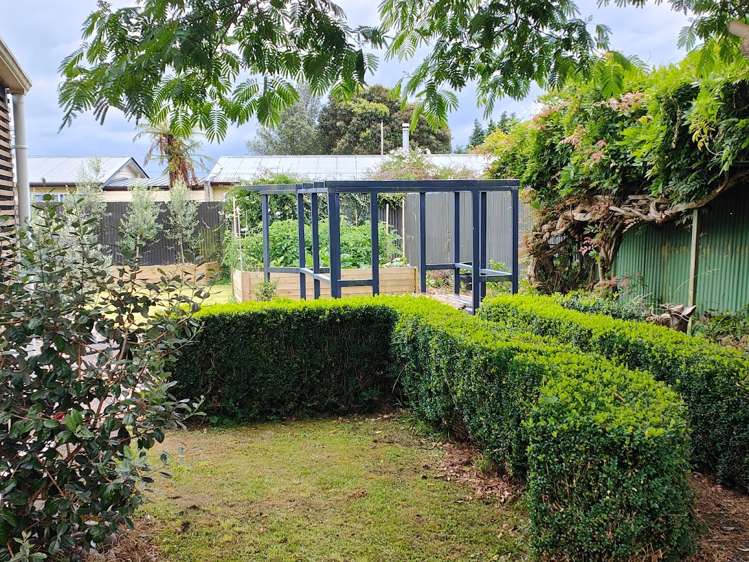 10 Salisbury Road Fairy Springs_14