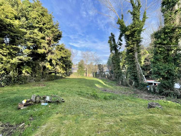 22 Esk Crescent Tokoroa_13